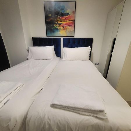 Garland Central City Apartment London 2 ภายนอก รูปภาพ