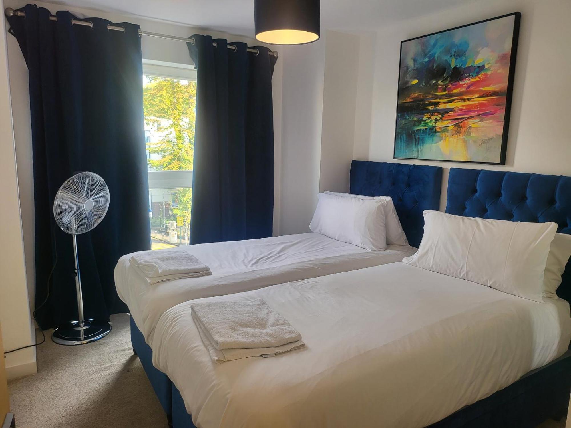 Garland Central City Apartment London 2 ภายนอก รูปภาพ