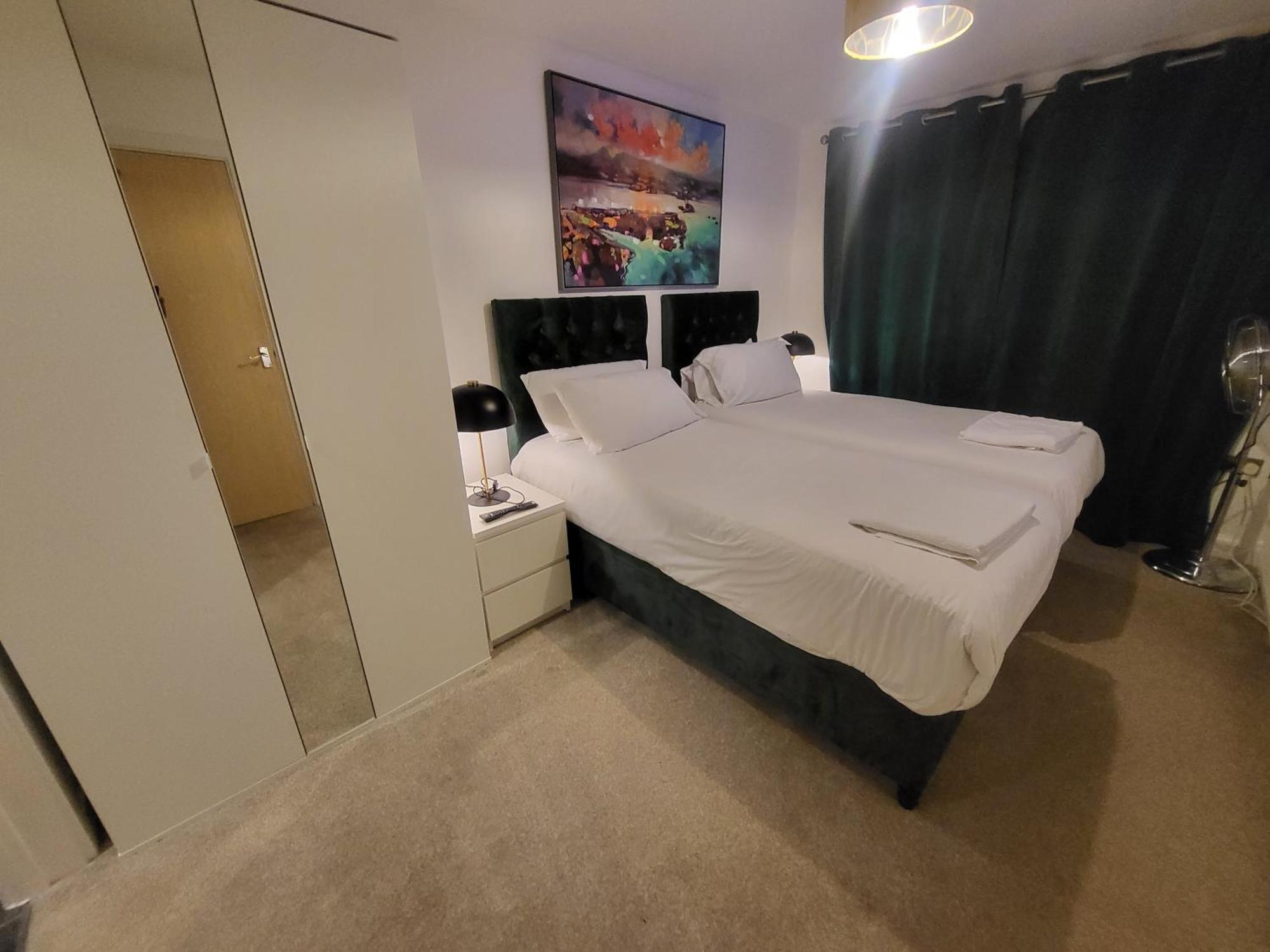 Garland Central City Apartment London 2 ภายนอก รูปภาพ