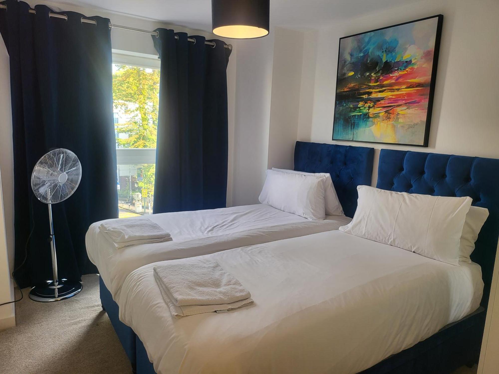 Garland Central City Apartment London 2 ภายนอก รูปภาพ