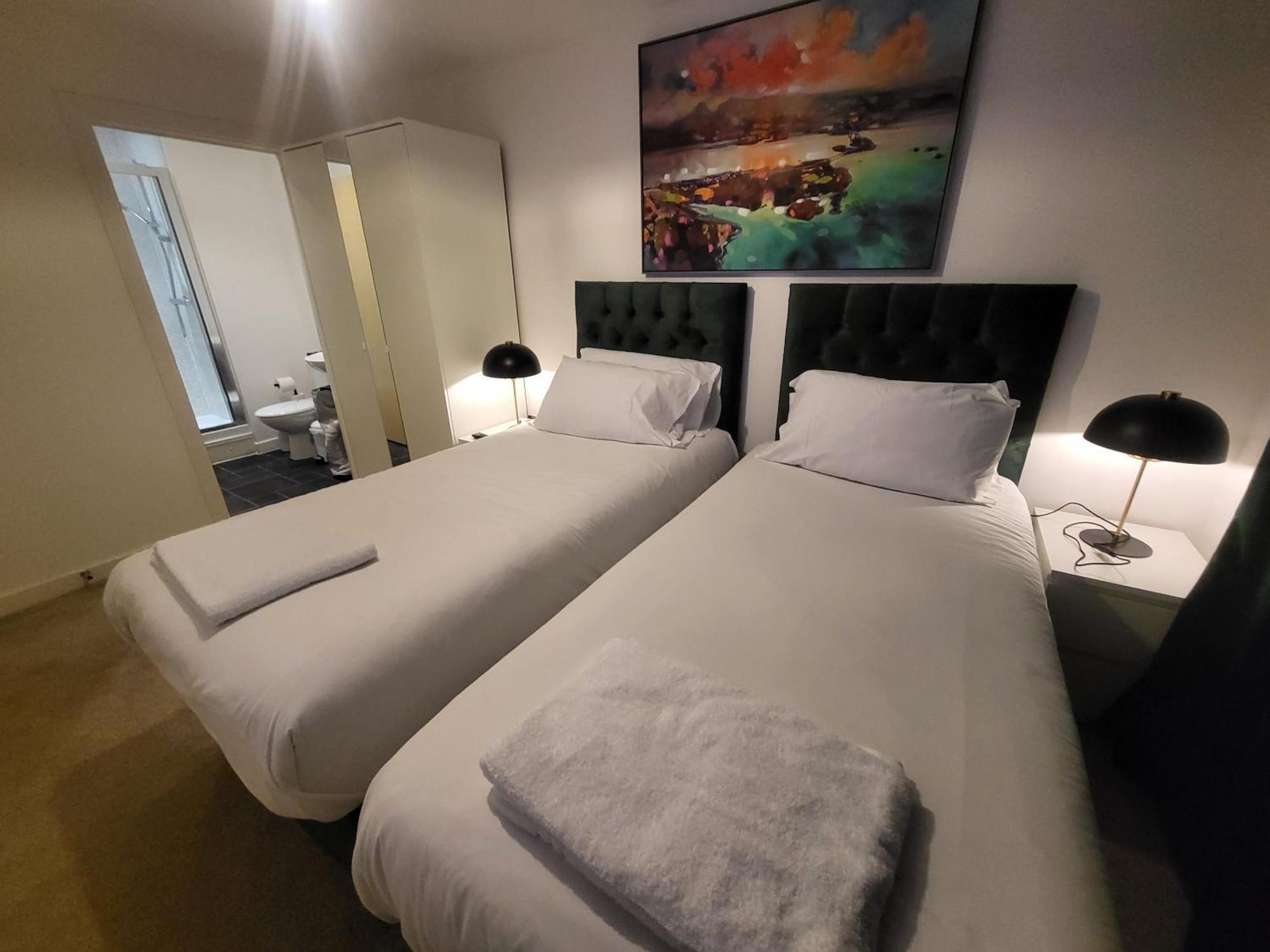 Garland Central City Apartment London 2 ภายนอก รูปภาพ