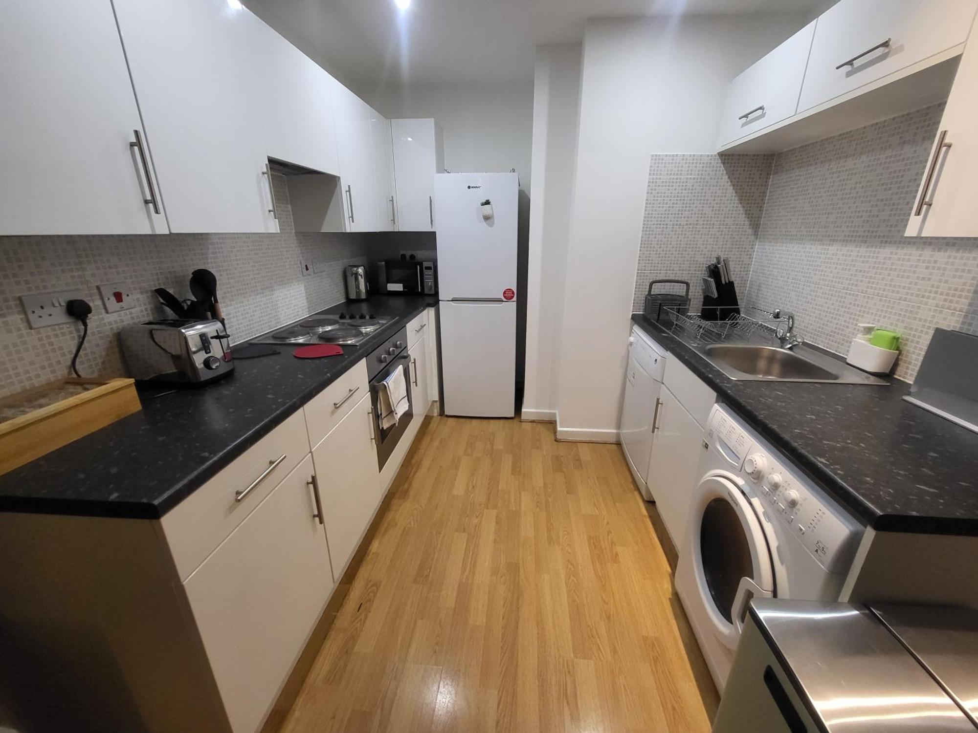 Garland Central City Apartment London 2 ภายนอก รูปภาพ