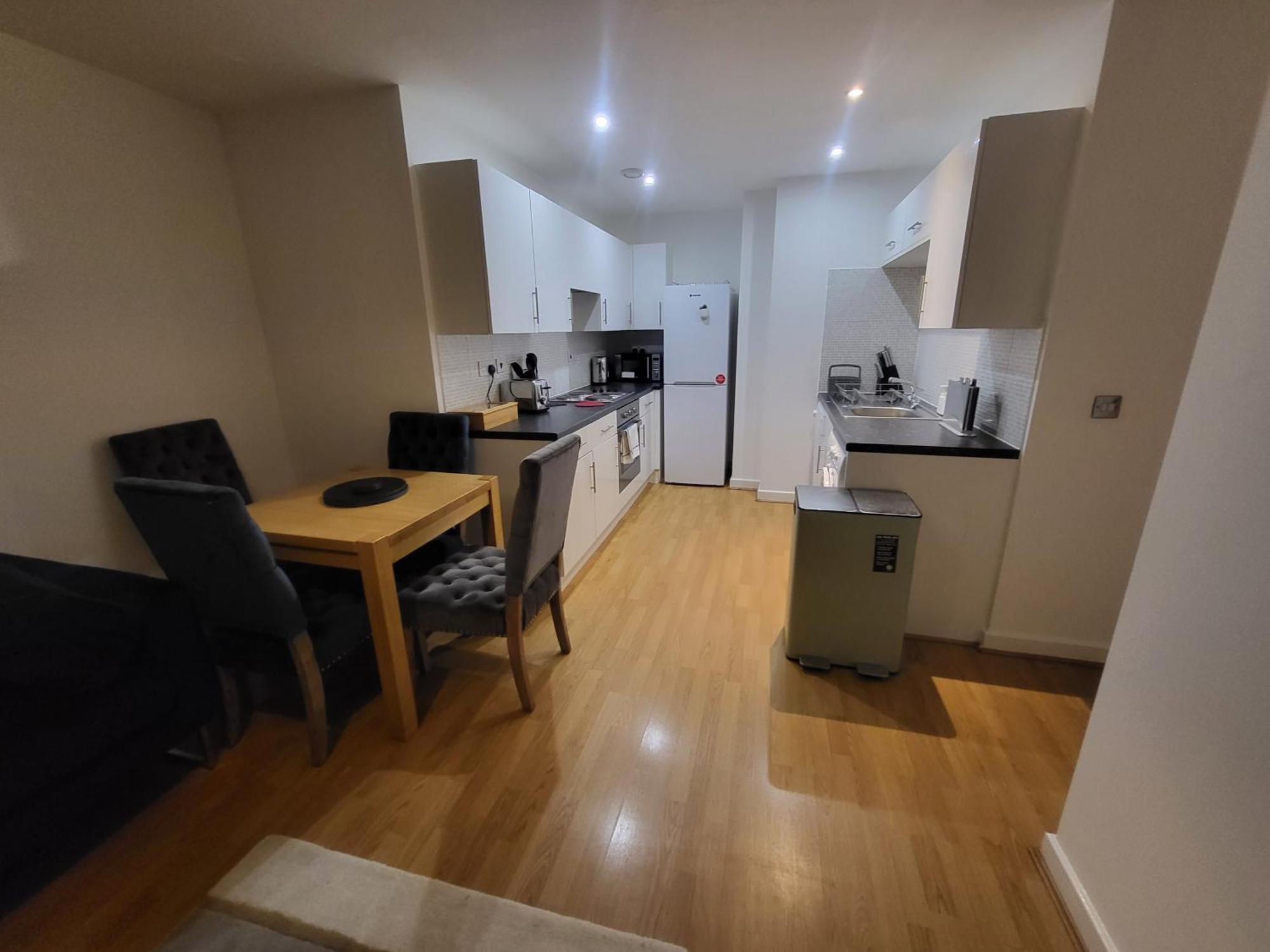 Garland Central City Apartment London 2 ภายนอก รูปภาพ