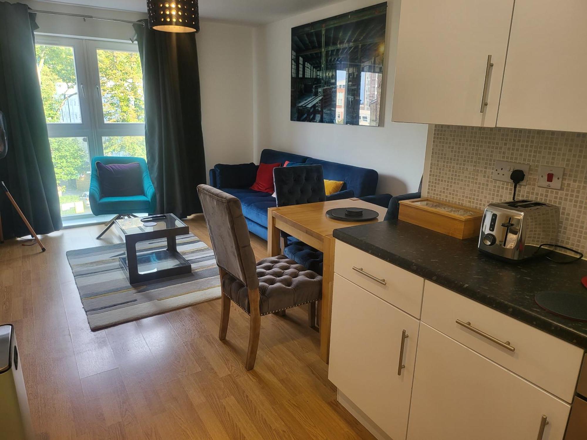 Garland Central City Apartment London 2 ภายนอก รูปภาพ