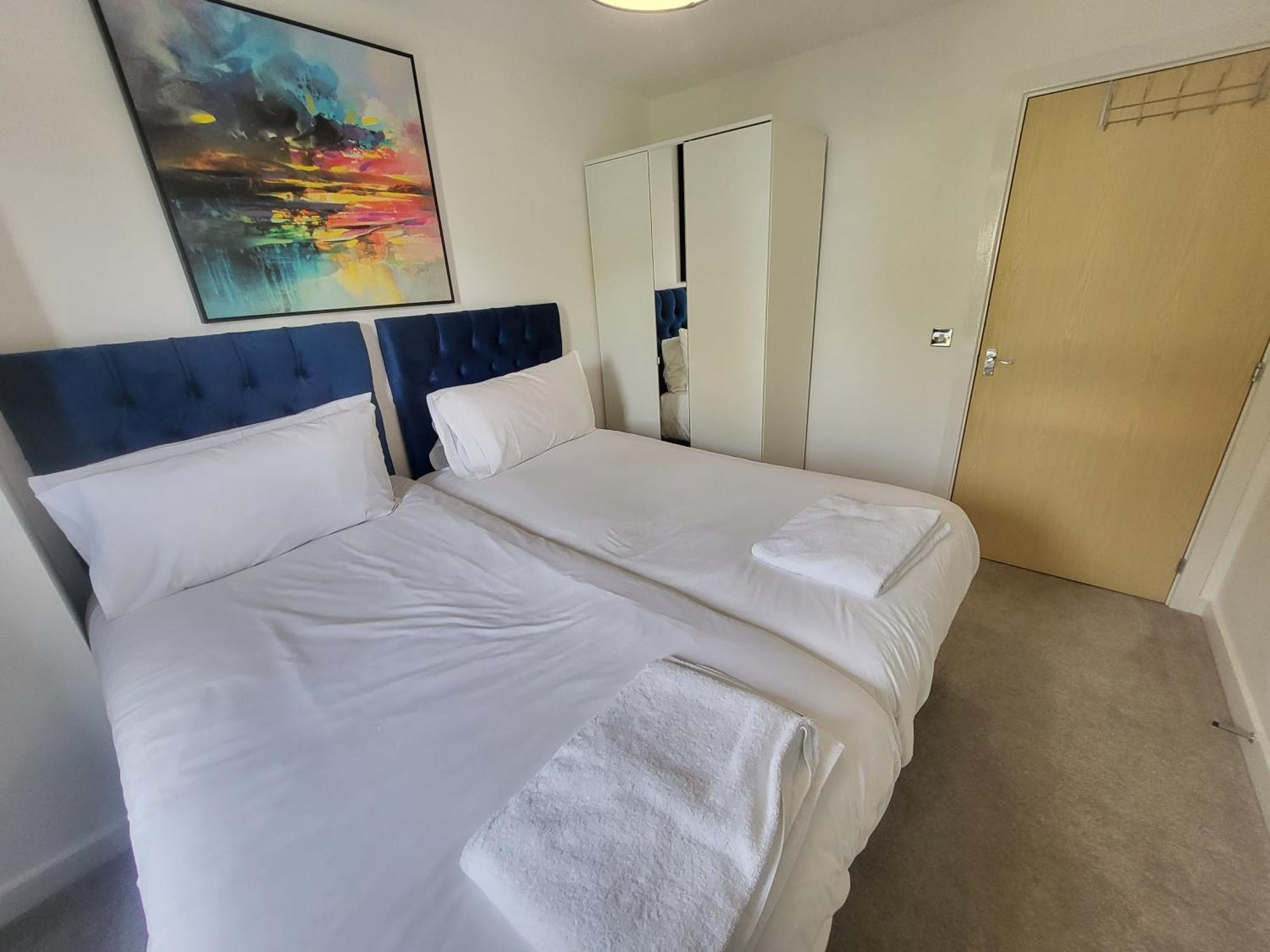 Garland Central City Apartment London 2 ภายนอก รูปภาพ