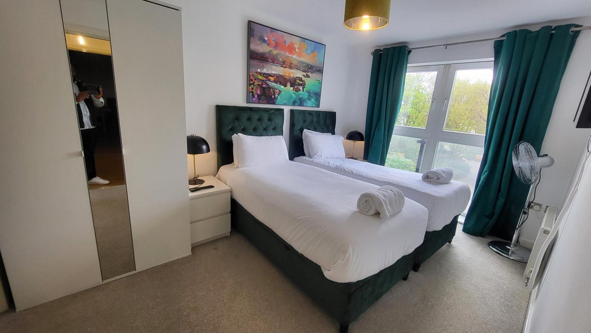 Garland Central City Apartment London 2 ภายนอก รูปภาพ