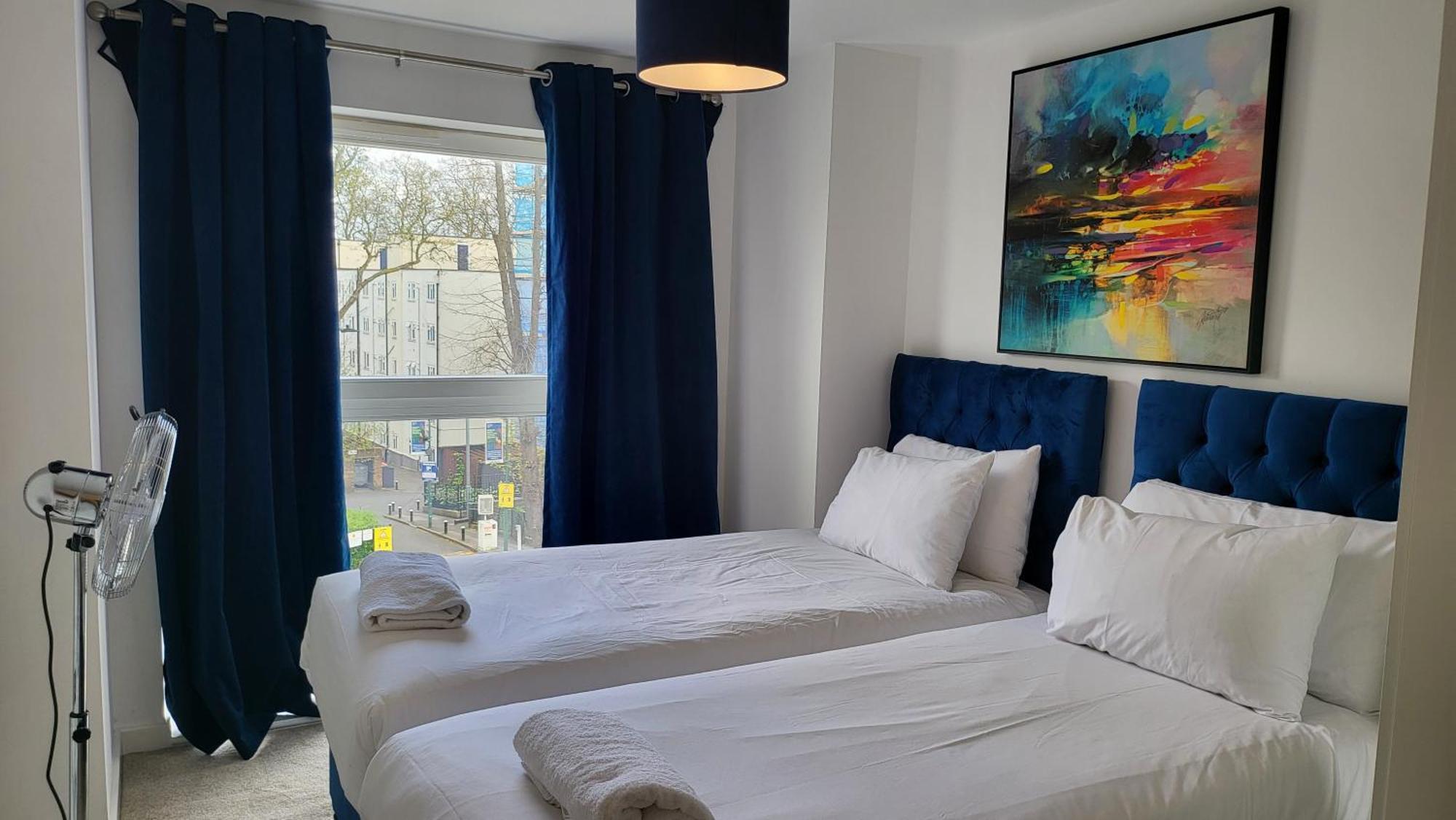 Garland Central City Apartment London 2 ภายนอก รูปภาพ