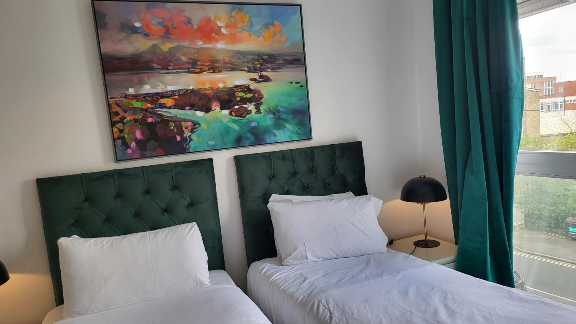 Garland Central City Apartment London 2 ภายนอก รูปภาพ