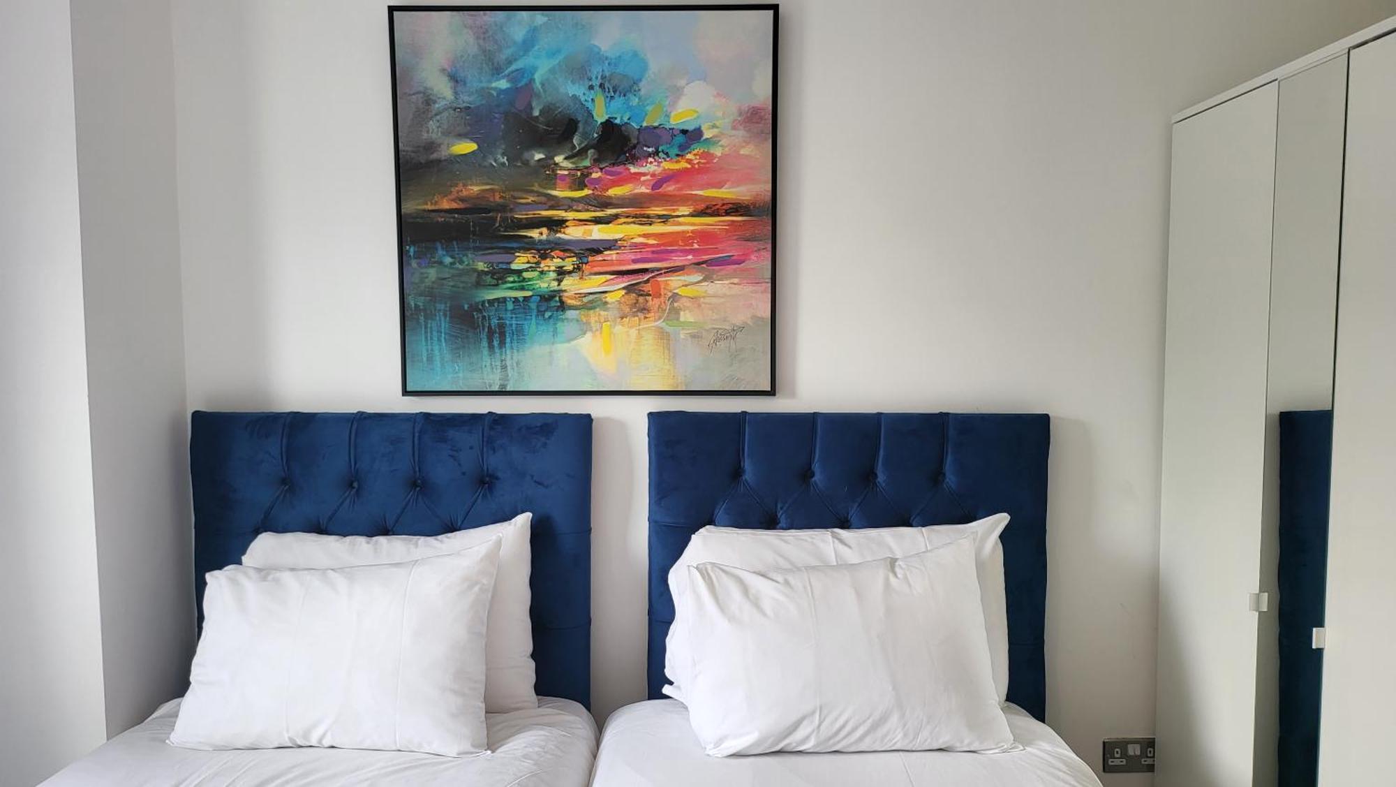 Garland Central City Apartment London 2 ภายนอก รูปภาพ